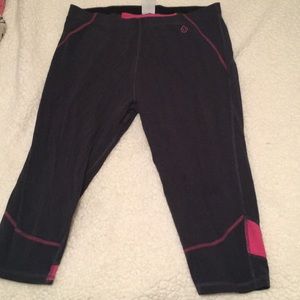 Workout capris